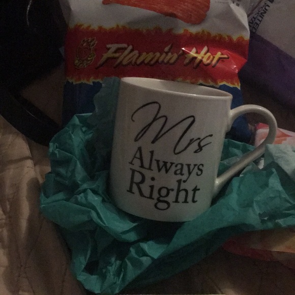 Brand new cup for HER - Picture 3 of 4